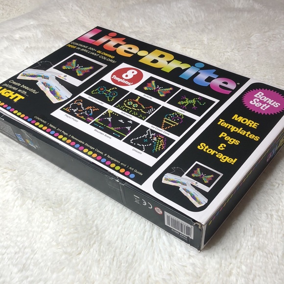 Light Brite Bonus Set More Templates, Pegs and Storage Hasbro - Picture 6 of 8
